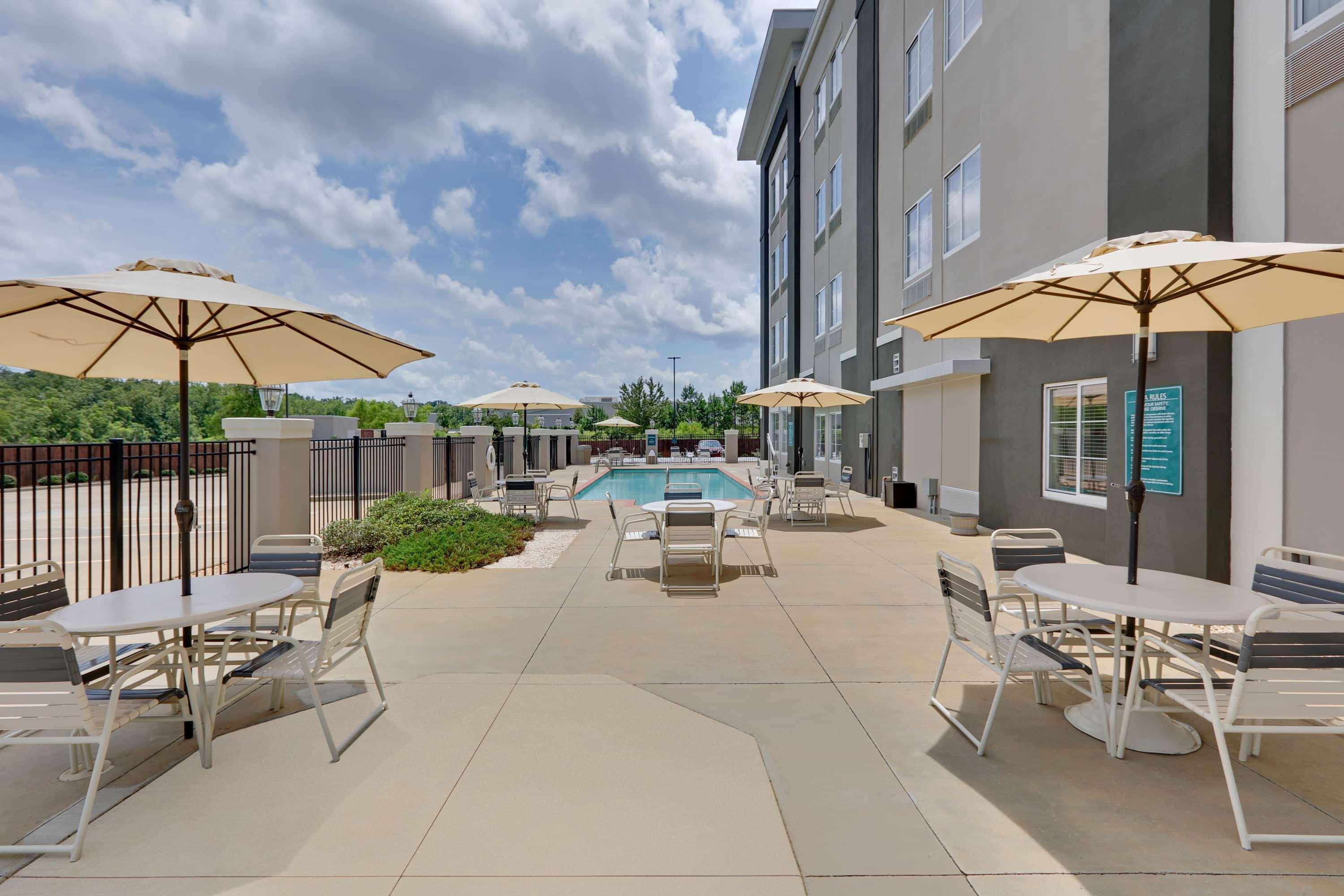 La Quinta By Wyndham Starkville At Msu Екстериор снимка