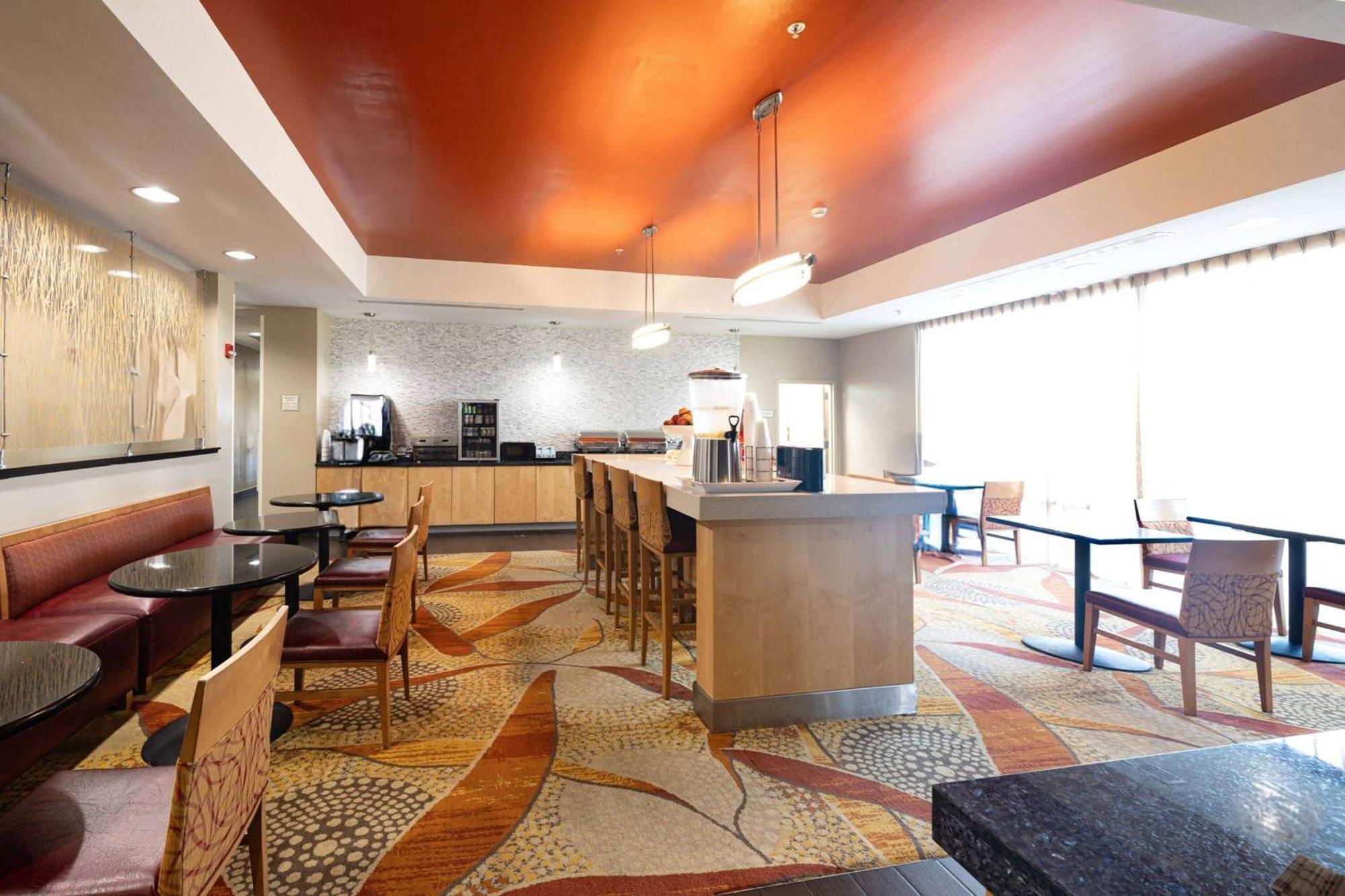 La Quinta By Wyndham Starkville At Msu Екстериор снимка